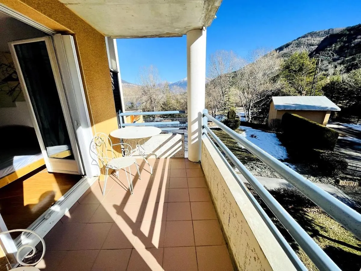 Appartement Lumineux Proche Plage Et Parking contacts